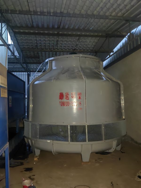 达州<strong>200t玻璃钢冷却塔</strong>
